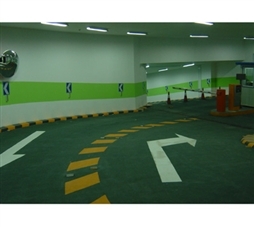 廣州地下停車場(chǎng)出入口交通標(biāo)線